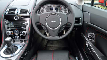 Aston Martin V8 Vantage interior