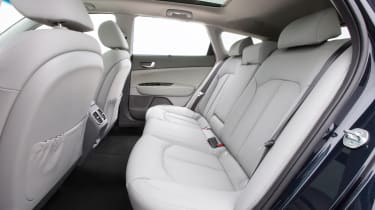 Kia Optima Estate 2016 - rear seats