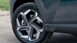 Hyundai Tucson - wheels