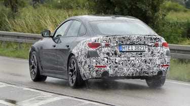 New BMW 4 Series (camouflaged) - rear tracking