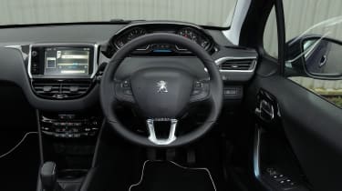 Peugeot 208 steering wheel