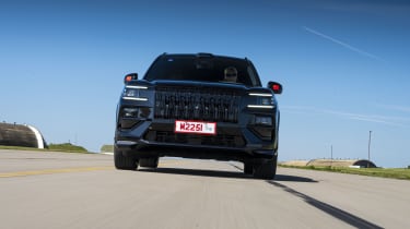 New Zeekr 8X plug-in hybrid - front 