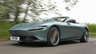 Ferrari Roma Spider - front tracking