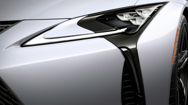 Lexus LC 500 Ultimate Edition - front light