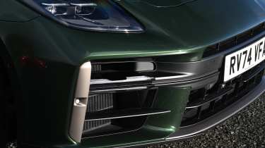 Porsche Panamera Turbo E-Hybrid - front bumper