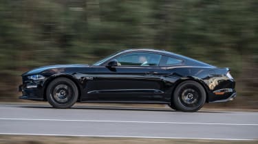 Ford Mustang 10-speed auto - side