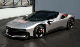 Ferrari CZ26 - front
