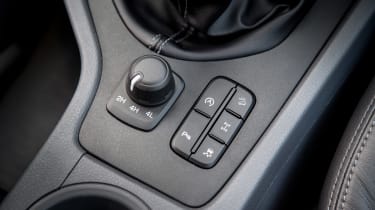 Ford Ranger 2016 buttons