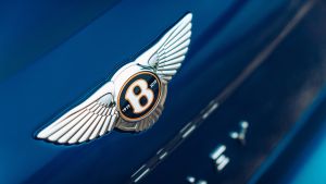 Bentley%20Flying%20Spur%202020%20UK-16.jpg