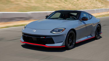 Nissan Z Nismo - front tracking