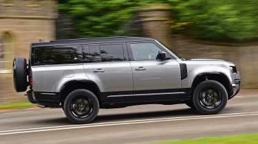 Land Rover Defender 130