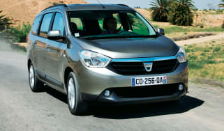 Dacia Lodgy front tracking