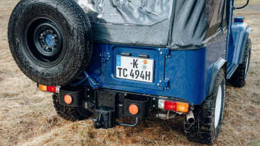 Toyota Land Cruiser FJ40 - tailgate