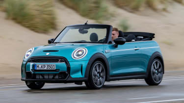 MINI Convertible Seaside Edition - front