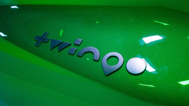 Renault Twingo - studio badge