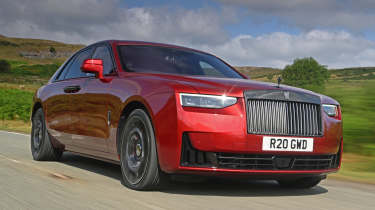 Rolls-Royce Black Badge - front action