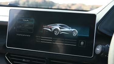 Lotus Emira Turbo SE - infotainment screen