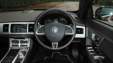 Jaguar XF Sportbrake interior