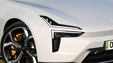 Polestar 5 - front light
