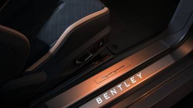 Bentley Supersports sill