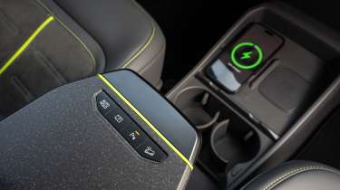 Kia EV3 GT - centre console