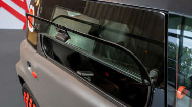 Citroen Ami facelift - window