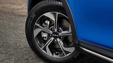 Kia XCeed - wheel