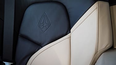 VLF Destino - seat detail
