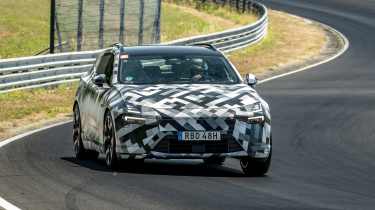 Polestar 4 SUV - dynamic front