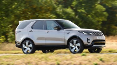 Land Rover Discovery side profile