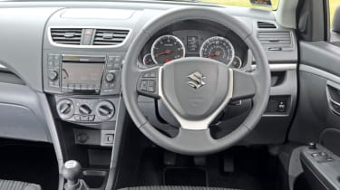 Suzuki Swift DDiS interior