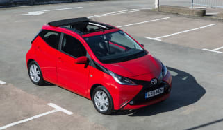 Toyota Aygo X-pression X-Wave front