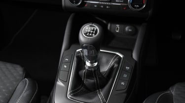 Ford Focus - gear lever