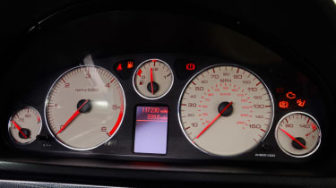 Peugeot 407 dials