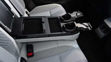 Renault Scenic vs Hyundai Ioniq 5 - Renault Scenic rear cup holders 