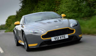 Aston Martin V12 Vantage S - front