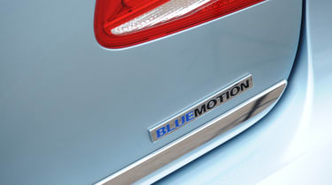 Volkswagen Passat BlueMotion badge