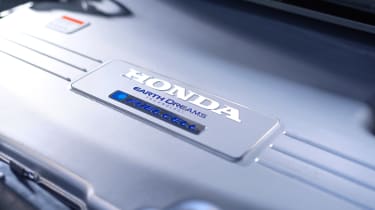 Honda Clarity - engine