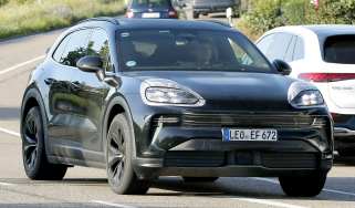 Porsche Cayenne Electric - front 3/4