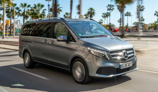 Mercedes V-Class - front