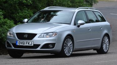 SEAT Exeo ST side tracking