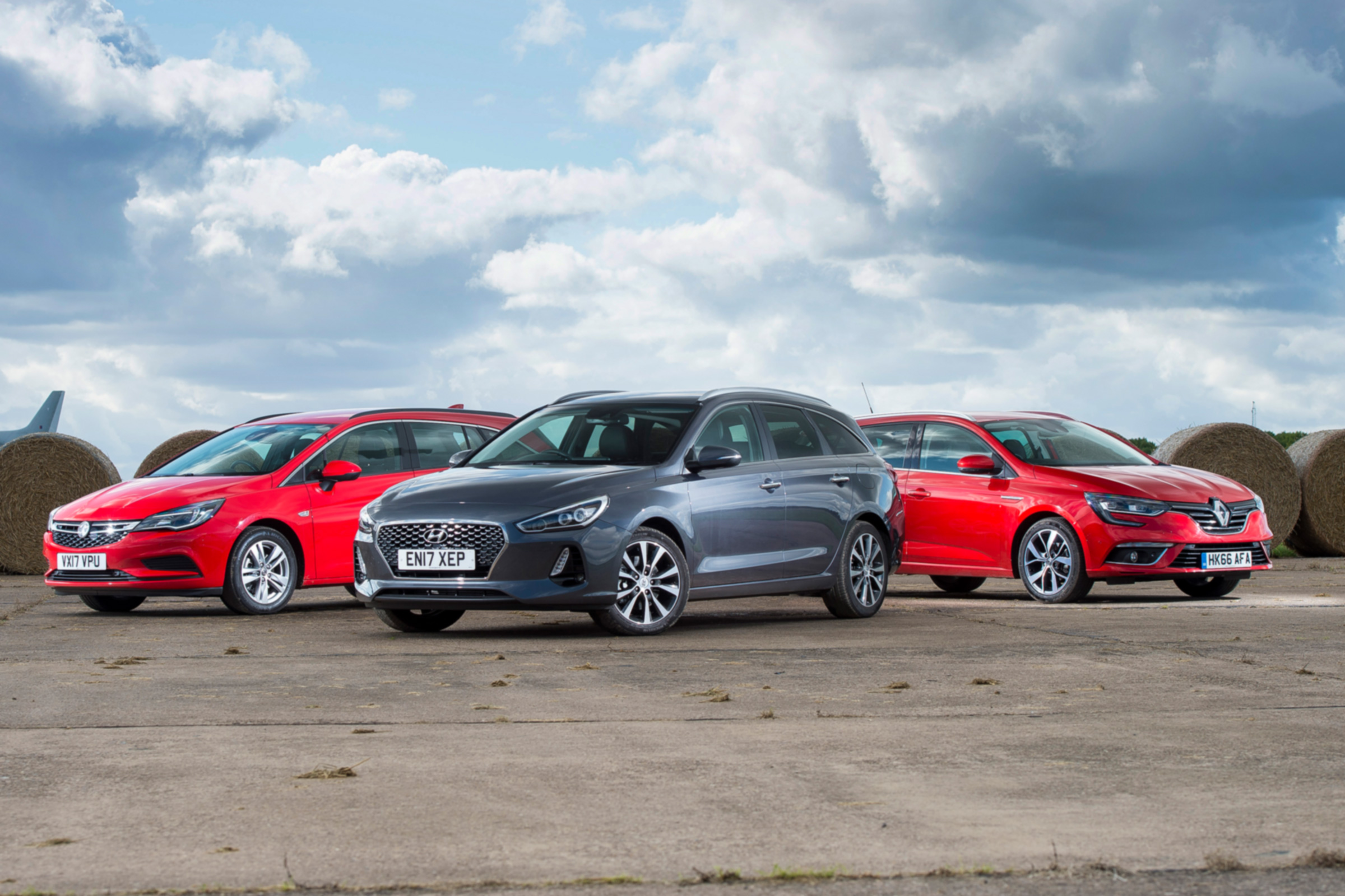 Hyundai I30 Tourer Vs Vauxhall Astra Sports Tourer Vs Renault Megane Sport Tourer Auto Express