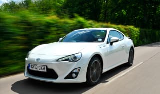 Toyota GT 86 front tracking