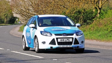 Ford Focus LPG front action