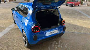 Renault Twingo van concept - boot space