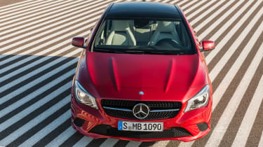 Mercedes CLA 220 CDI head on