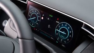 Hyundai Tucson MHEV - dials