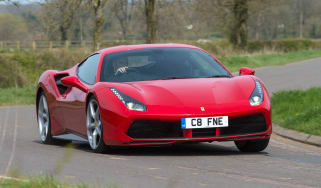 Ferrari 488 GTB 2016 - front cornering