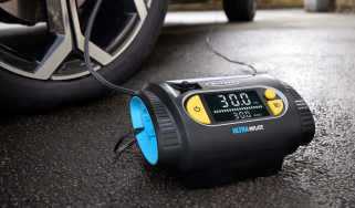 Ring Ultrainflate 30 tyre pump