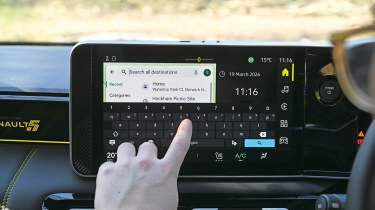 Renault 5 E-Tech Iconic Five - Renault infotainment
